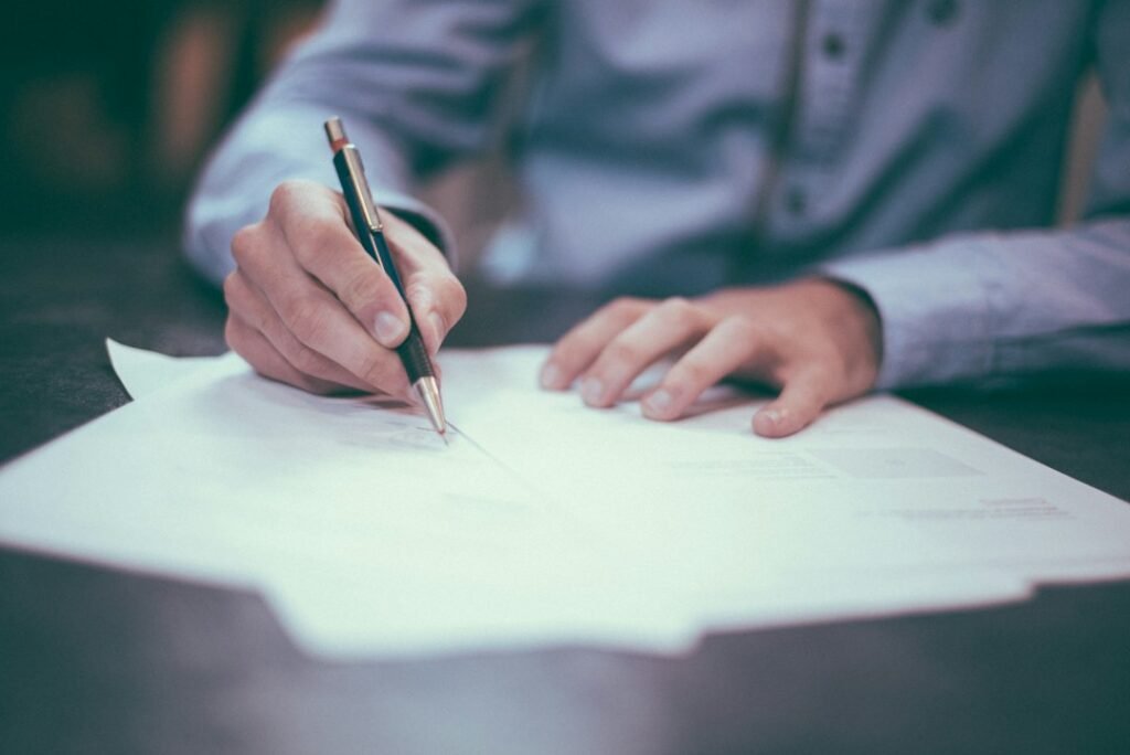 Job Offer Letter Checklist for Freshers in India (2026): 12 Things to Check